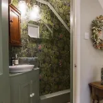 Bridge Holiday home *